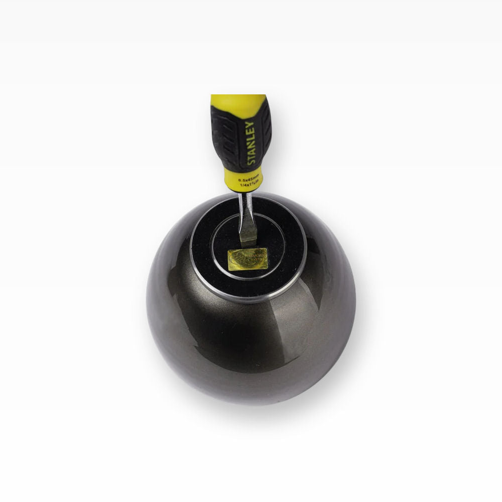 Tierurne aus Glas mit Herz Pfote Gravur und Teelicht