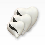 Keramikherz Tierurne Weiß mit Feder