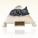 Monello® Katzenurne Deluxe Katze auf Kissen mit Gravur