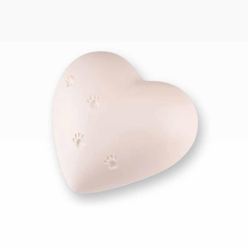 Keramikurne Herzform mit kleinen Pfötchen