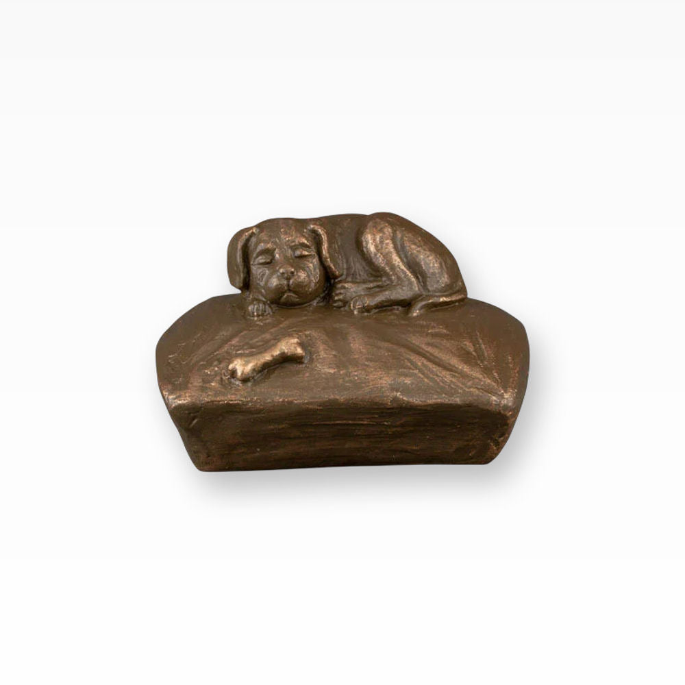 Hundeurne Hund mit Knochen