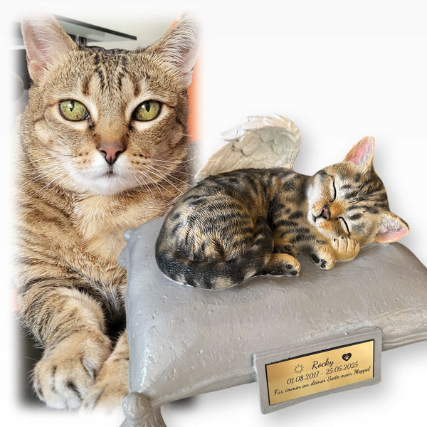 Monello® Portraiturne Katze auf Kissen bemalt nach Fotovorlage