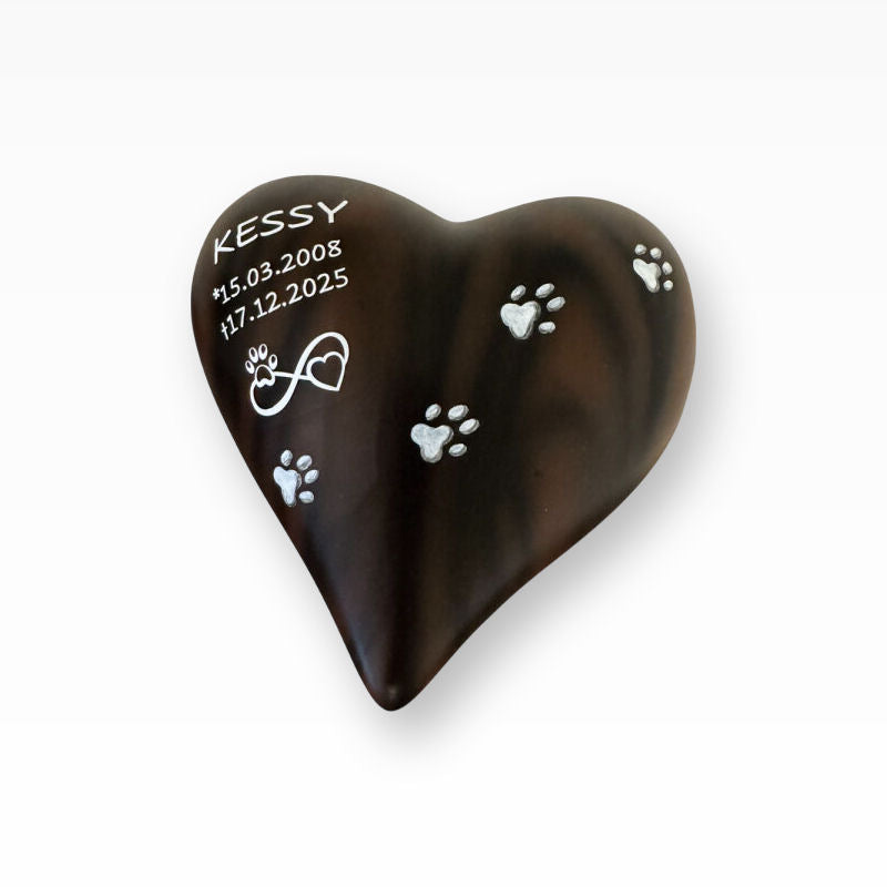 Keramikherz Tierurne Holzoptik mit Pfötchenspur