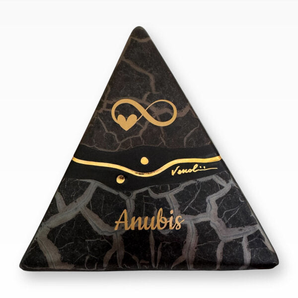 Heiso Tierurne Pyramide Modern