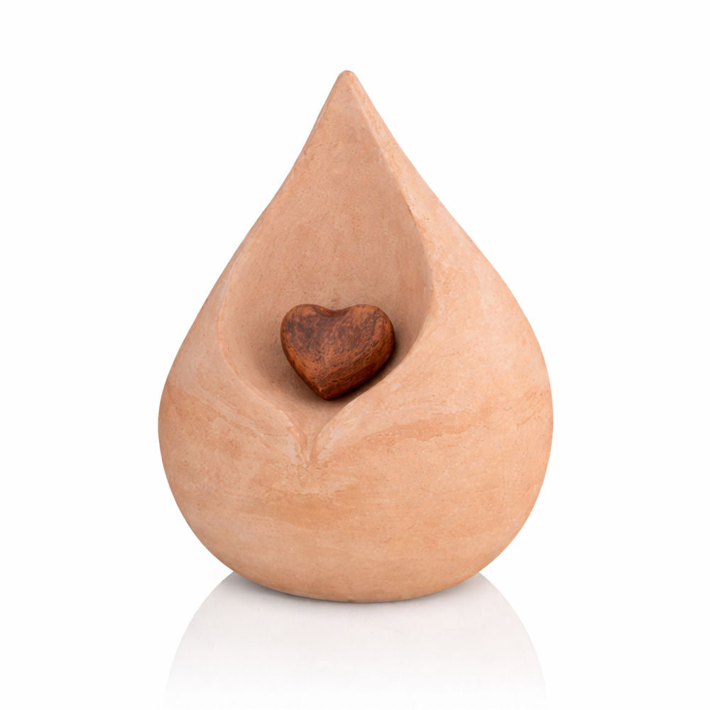 Biourne Celest mit Kuschelherzchen für die Erdbestattung