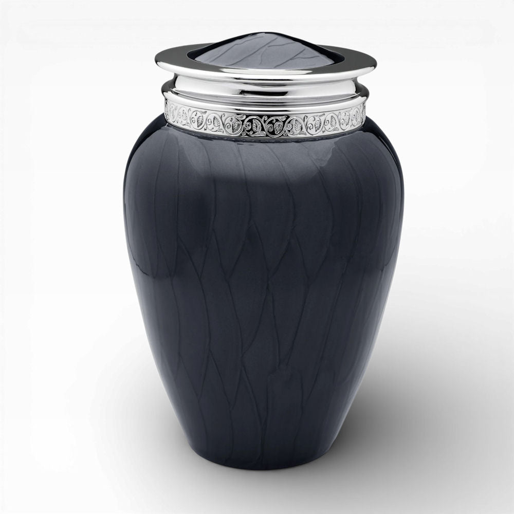 Elegante Humanurne mit Blattstruktur und Ornamentring